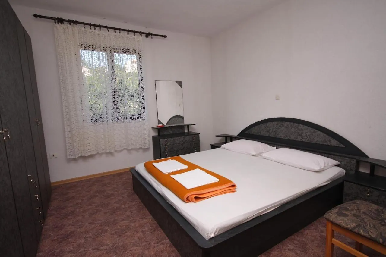 Apartments By The Sea Kampor, Rab - 5051 Croatia